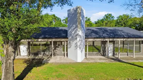 Versatile Commercial Space in Orange City