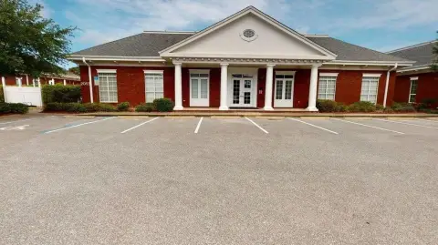 Navarre Office Building For Sale