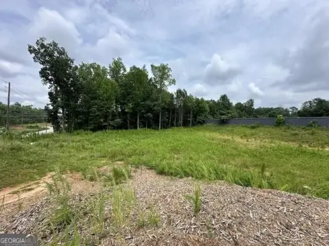 C-H Zoned Commercial Land
