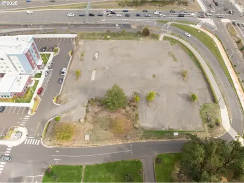 Commercial Land Near Clackamas Center