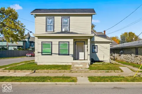 Shelbyville Triplex