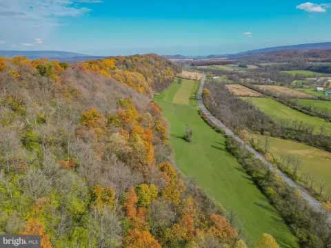 35.77 Acres in Beaver Springs