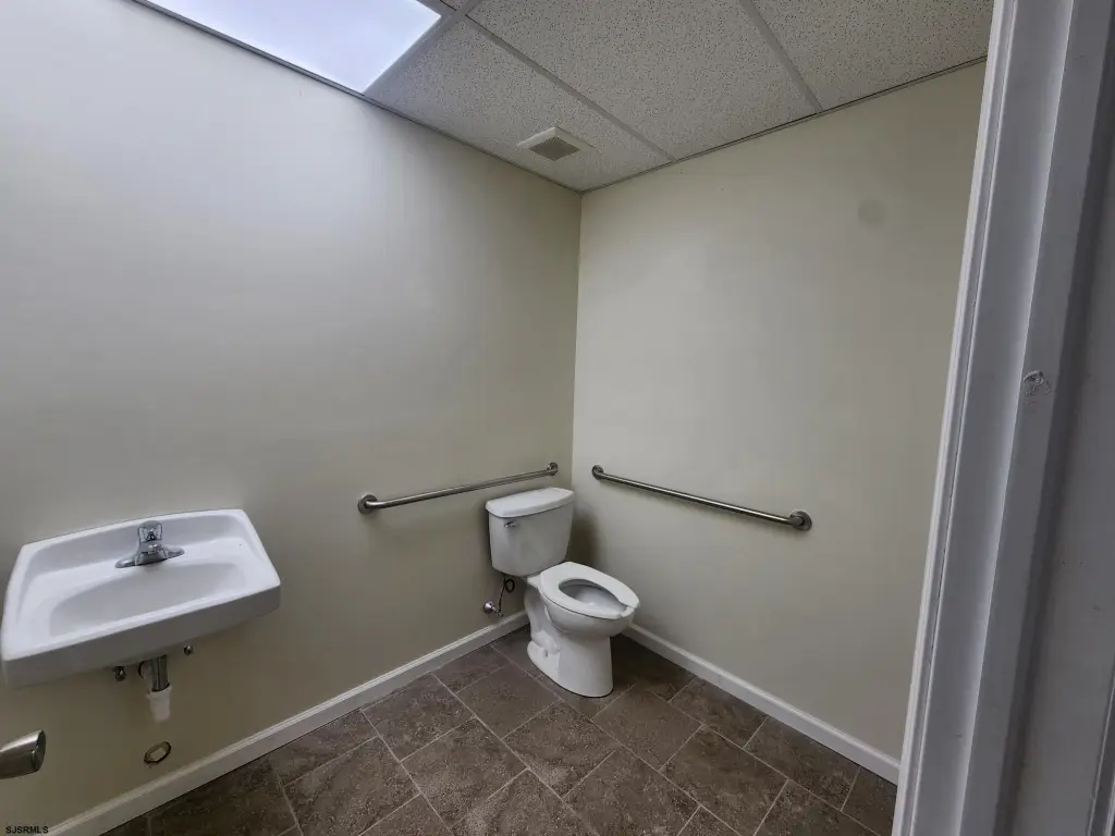 Picture 4