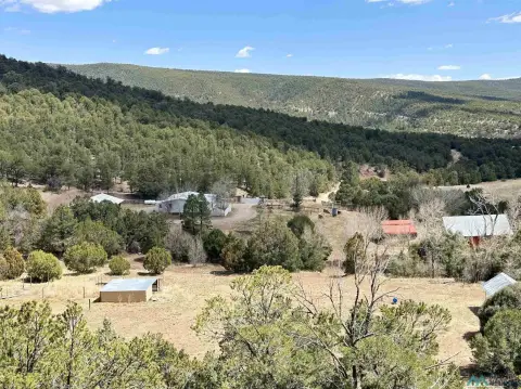 New Mexico Homestead with Forest Access
