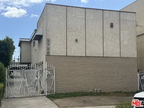 Four-Unit Multifamily Property in Los Angeles