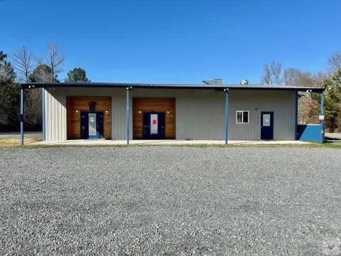 Restaurant and Storage Investment Property