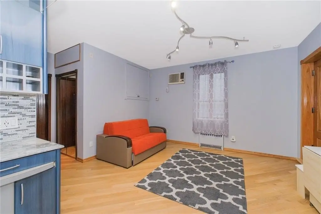 Picture 8