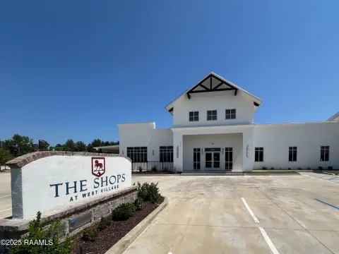 Retail Space in Growing Community