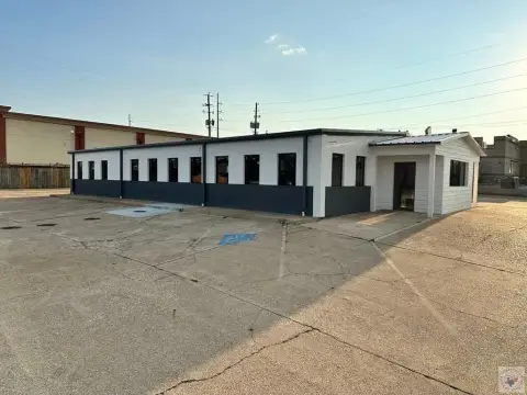 Commercial Space in Texarkana, AR