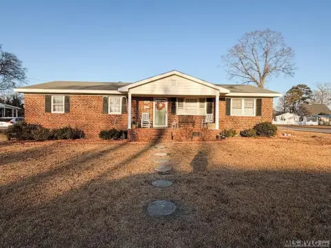 Move-in Ready Ranch Home