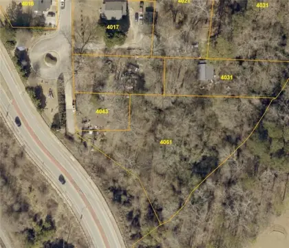 Residential Land in Powder Springs