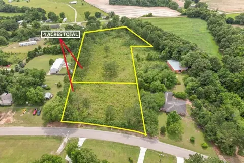 Residential Land in Taylor, AL