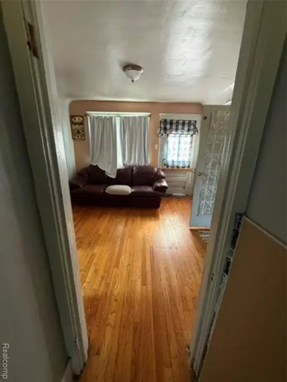 Picture 8