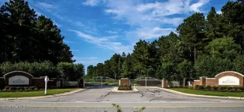 RiverSound Lot in Gated Community