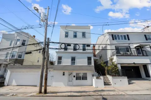 Renovated Triplex in Monastery Heights