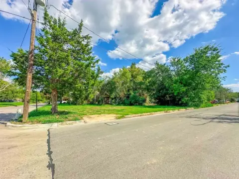 Residential Land in Weatherford, Texas