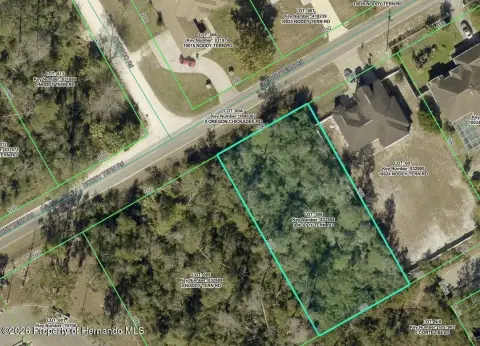 Residential Lot in Weeki Wachee