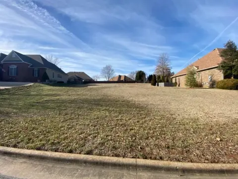 Residential Land in Rivercut Subdivision