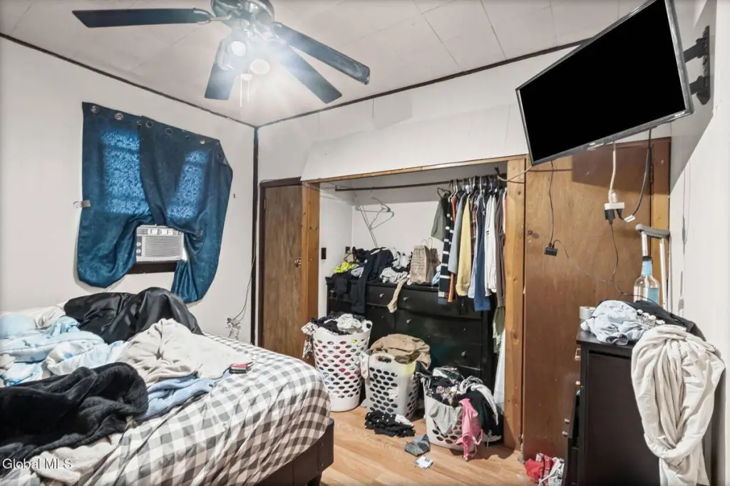 Picture 8