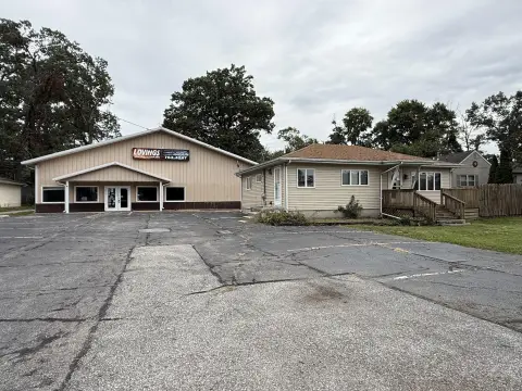 Mixed-Use Property with Warehouse