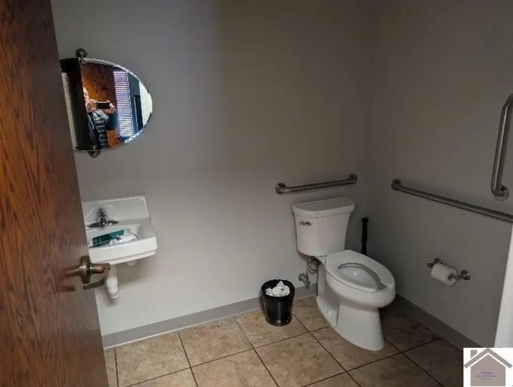 Picture 8