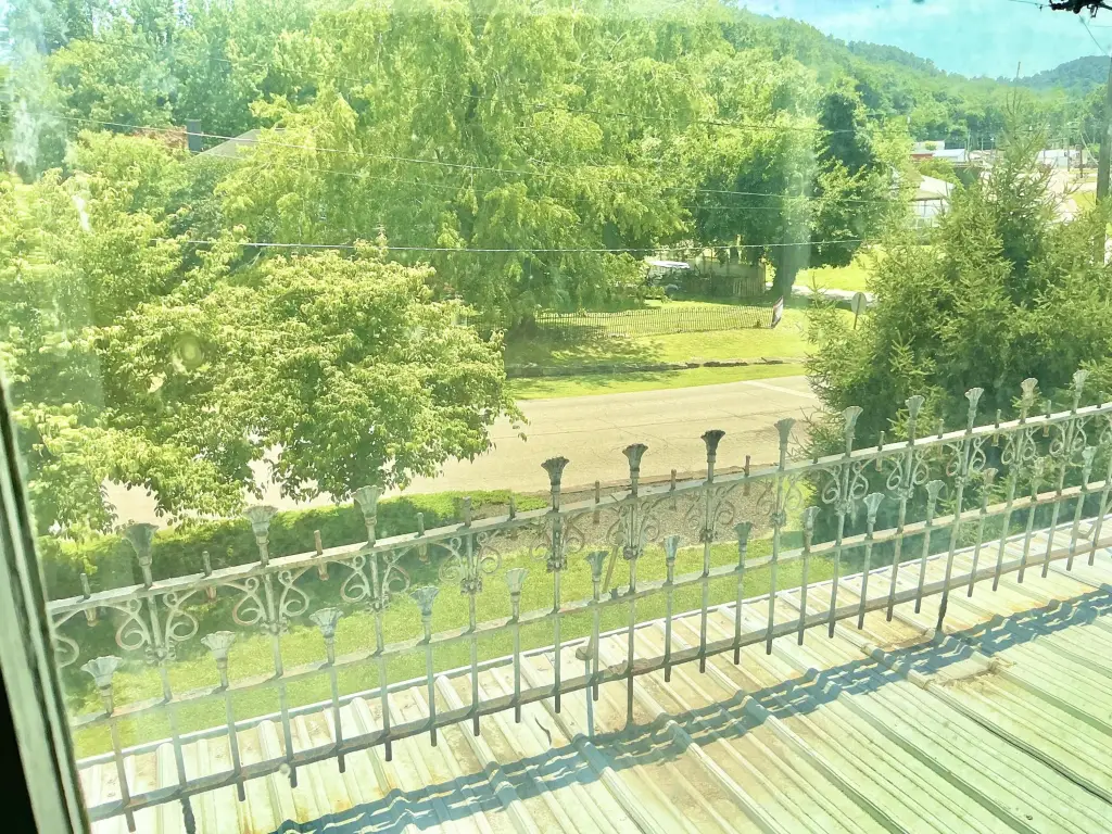 Picture 7
