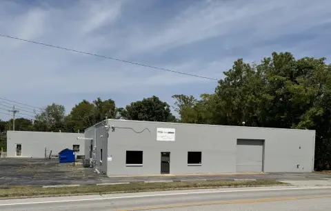 Springfield Warehouse/Distribution Facility For Sale