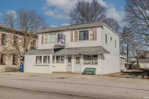 Turnkey Restaurant with Upstairs Apartment
