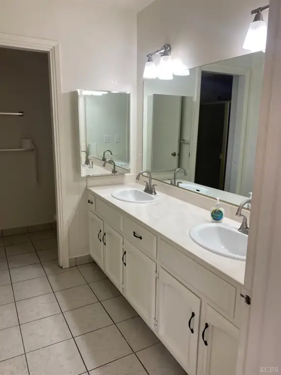Picture 38
