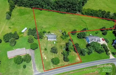 North Iredell Land with Workshop