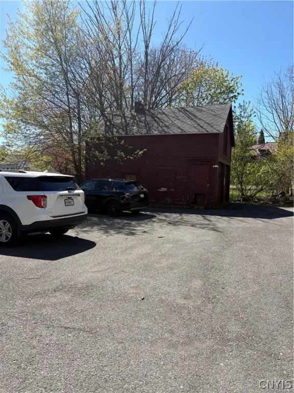 Picture 4
