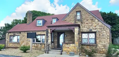 Versatile Stone Property in Johnstown