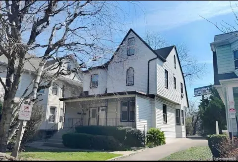 Duplex with Finished Basement