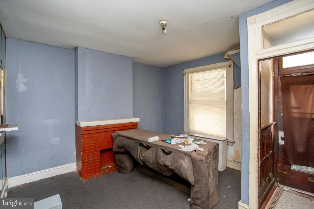Picture 12