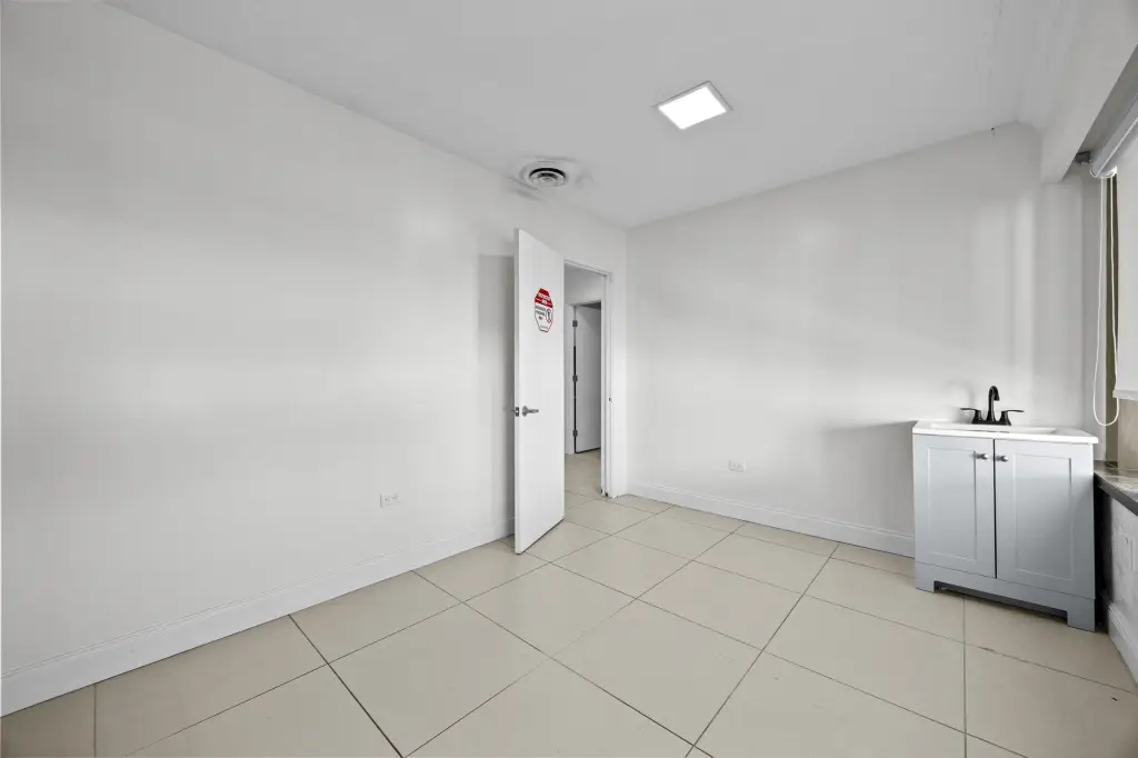 Picture 10
