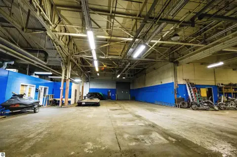 Mt Pleasant Warehouse/Manufacturing Space