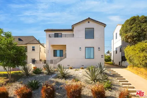 Renovated Duplex