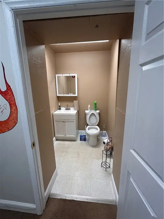 Picture 4