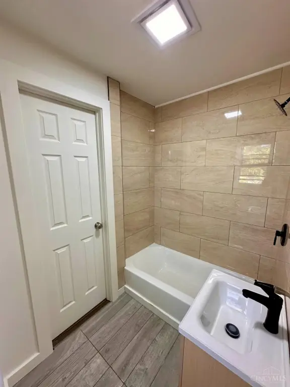 Picture 19