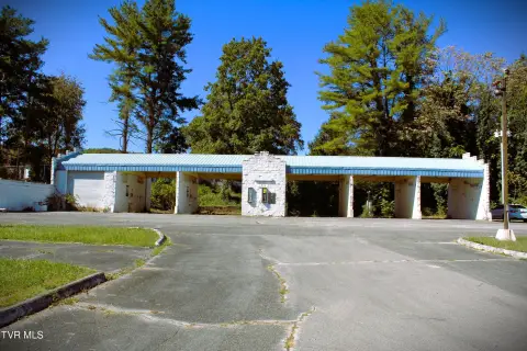 Volunteer Parkway Commercial Car Wash