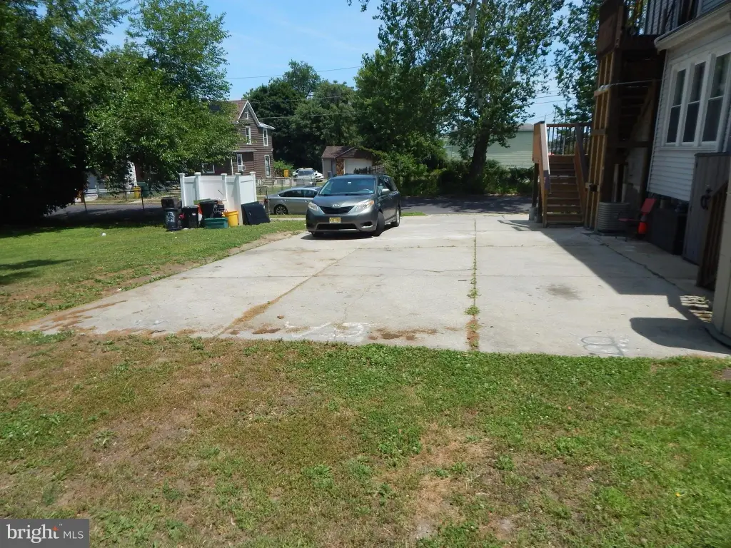 Picture 47
