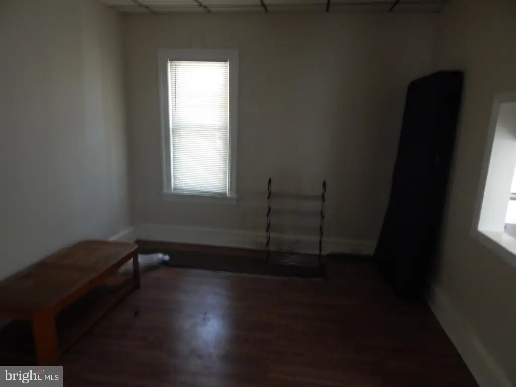 Picture 30