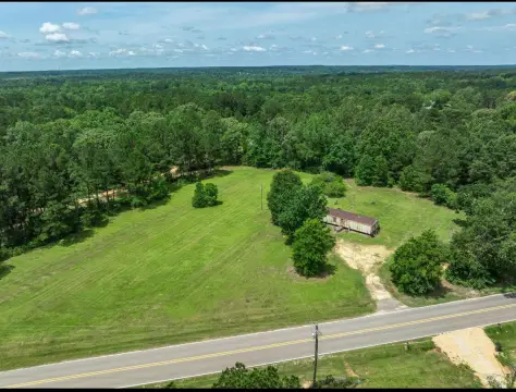 Residential Land in Sumrall, MS