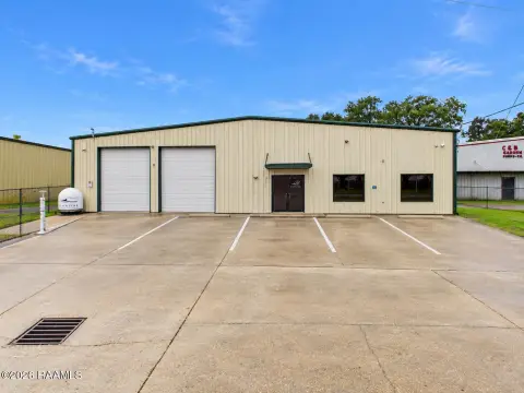 Office-Warehouse Mixed-Use Property
