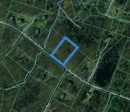 Vacant Residential Lot in Lake Estates