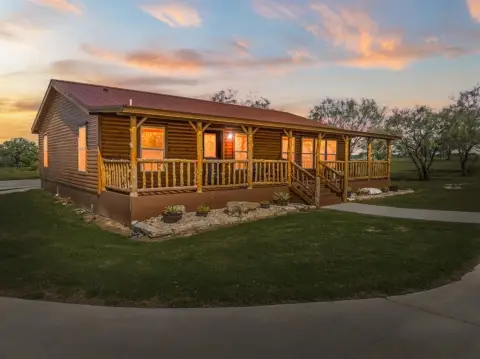 617 Acre Ranch with Creek Frontage