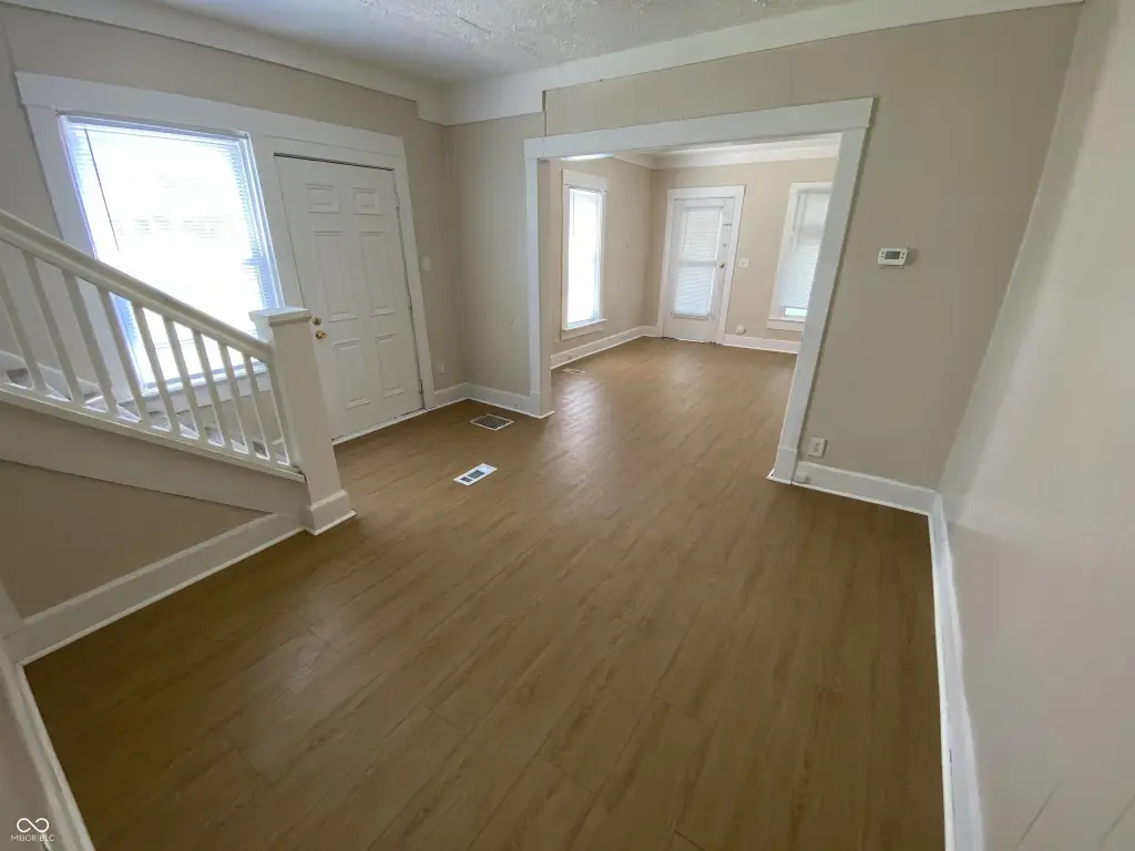 Picture 5