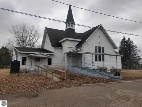 Twining Commercial Building For Sale