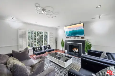 Los Angeles Duplex with Yard