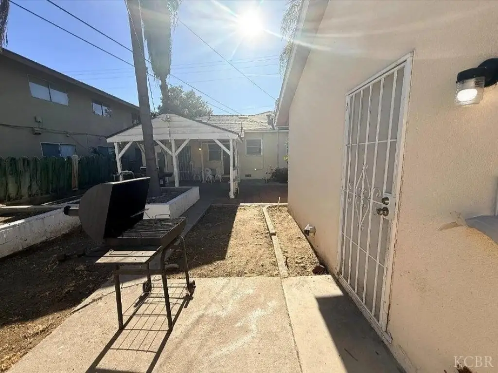 Picture 16